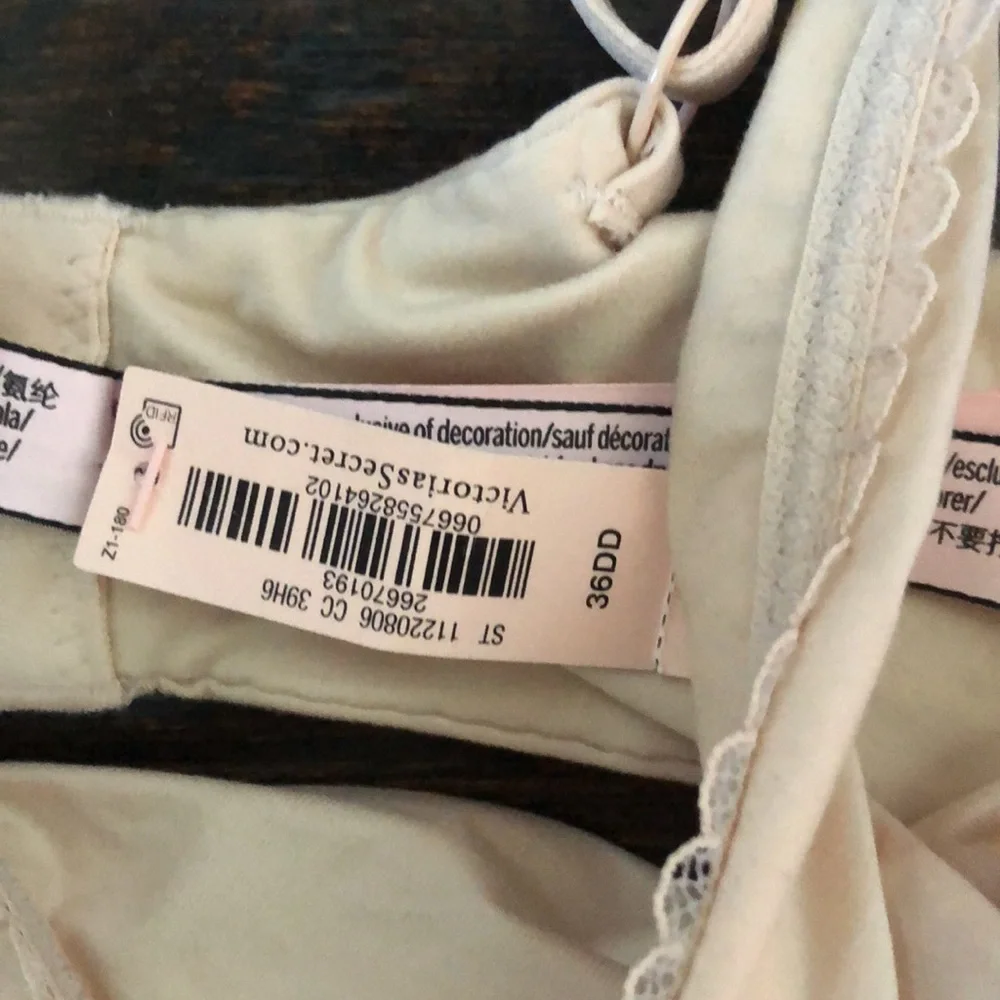 Victoria secret underwire bra nude supportive 36DD casual sexy minimalist NWT